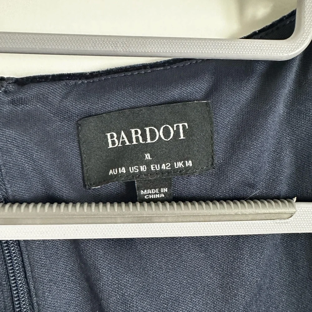 Bardot Midnight Blue Velvet Long Sleeve Dress - Picture 2 of 2